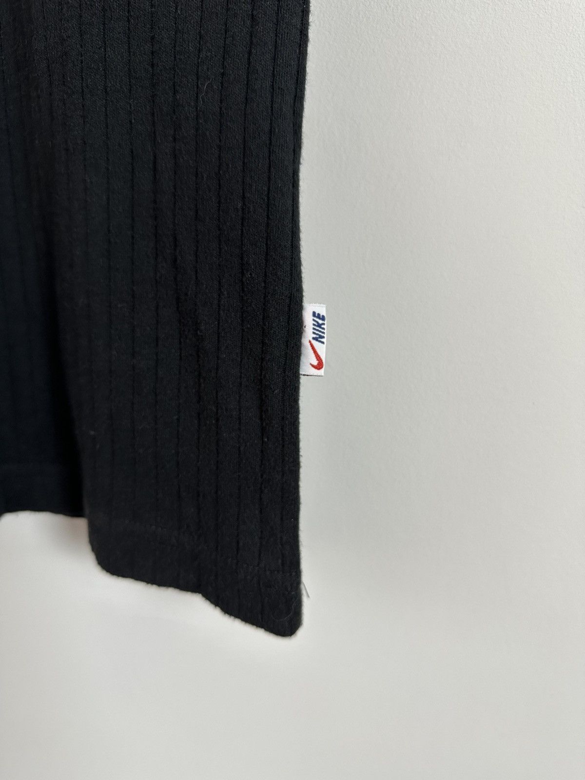 Nike × Vintage Nike 90s Ribbed Tee Made in Italy V-Neck Vintage Swoosh M Size US M / EU 48-50 / 2 - 4 Thumbnail