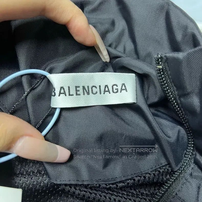 Balenciaga Balenciaga Black Logo Print Jacket. Size US XS / EU 42 / 0 - 6 Thumbnail