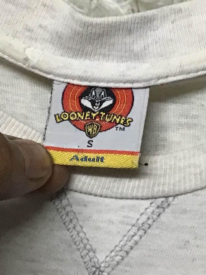 Vintage Taz vintage y2k Size US S / EU 44-46 / 1 - 5 Thumbnail