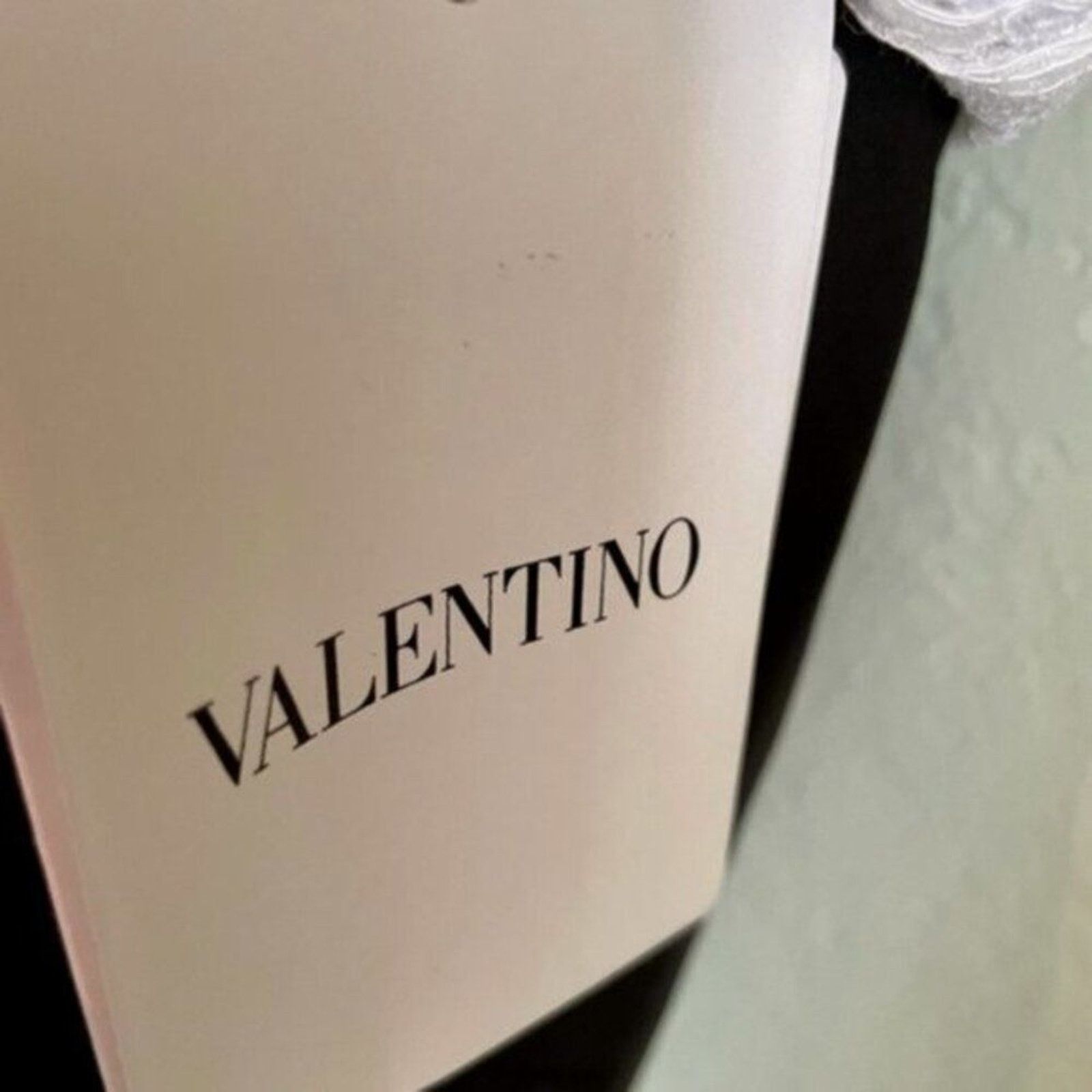 Valentino Valentino Lace Short Sleeve Shirt White size 6 Size M / US 6-8 / IT 42-44 - 8 Thumbnail