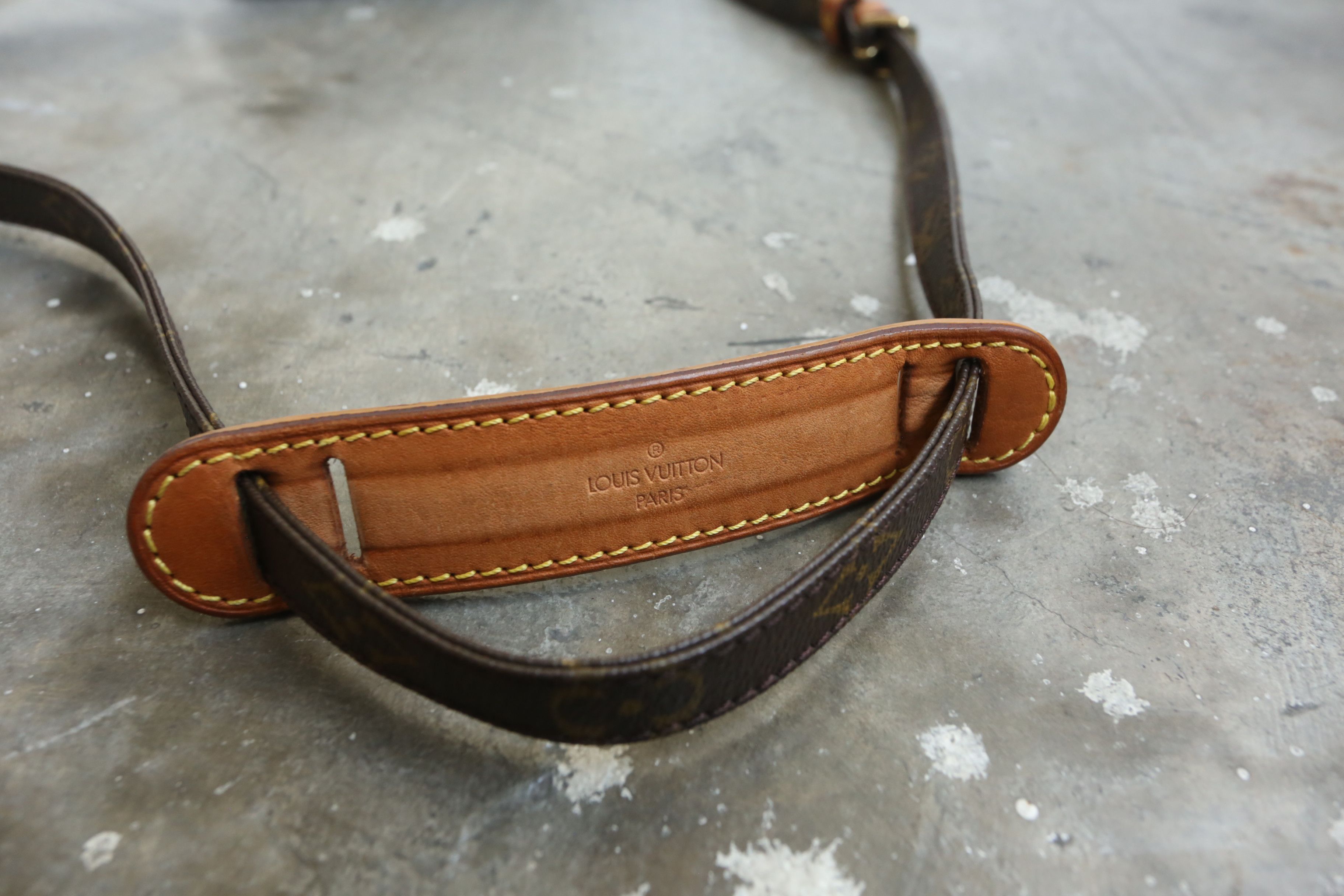 Louis Vuitton Louis Vuitton - Marc Jacobs - 2003 - LV Monogram Danube Size ONE SIZE - 5 Thumbnail