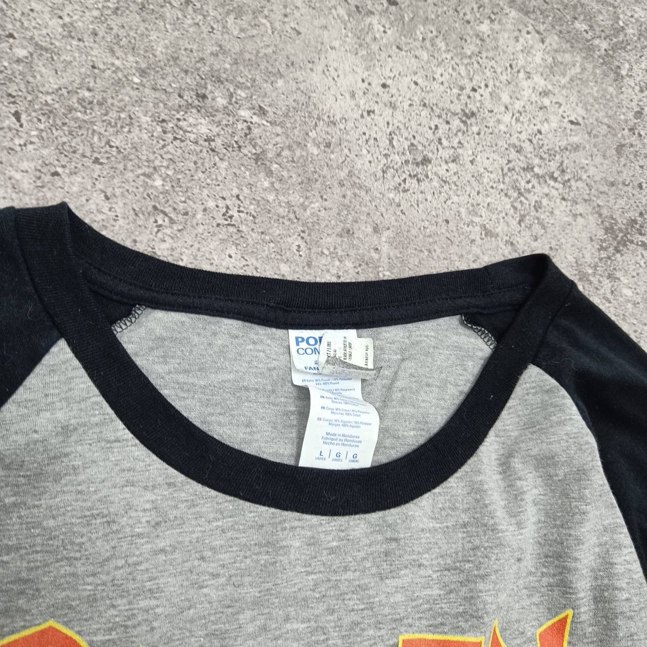 Band Tees Queen a kind of magic 3/4 longlseev y2k rock band music tee Size L / US 10 / IT 46 - 5 Thumbnail