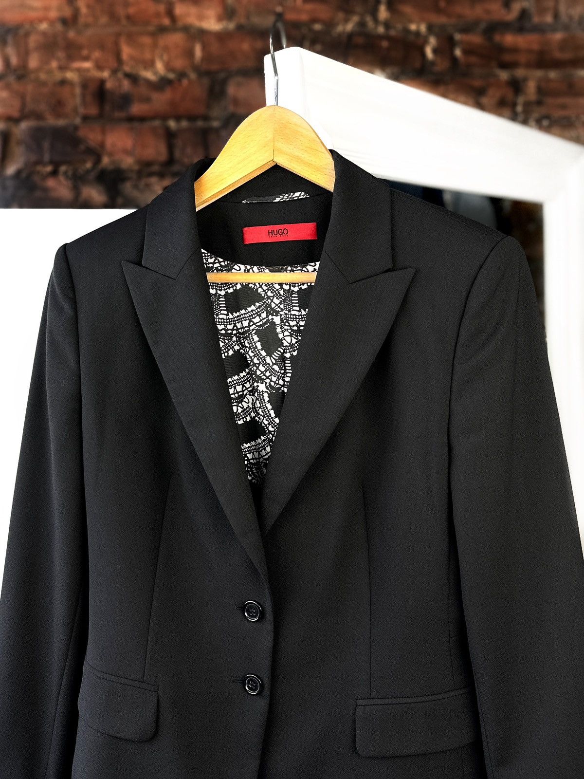 Hugo Boss Women’s Hugo Boss Anella Blazer Jacket Black Size: UK 12 Size M / US 6-8 / IT 42-44 - 3 Thumbnail