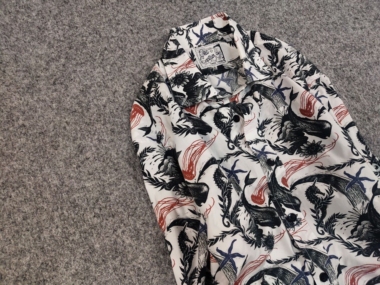 Designer Old Captain Co. Design Casual Pattern Button up Shirt Size US S / EU 44-46 / 1 - 7 Thumbnail
