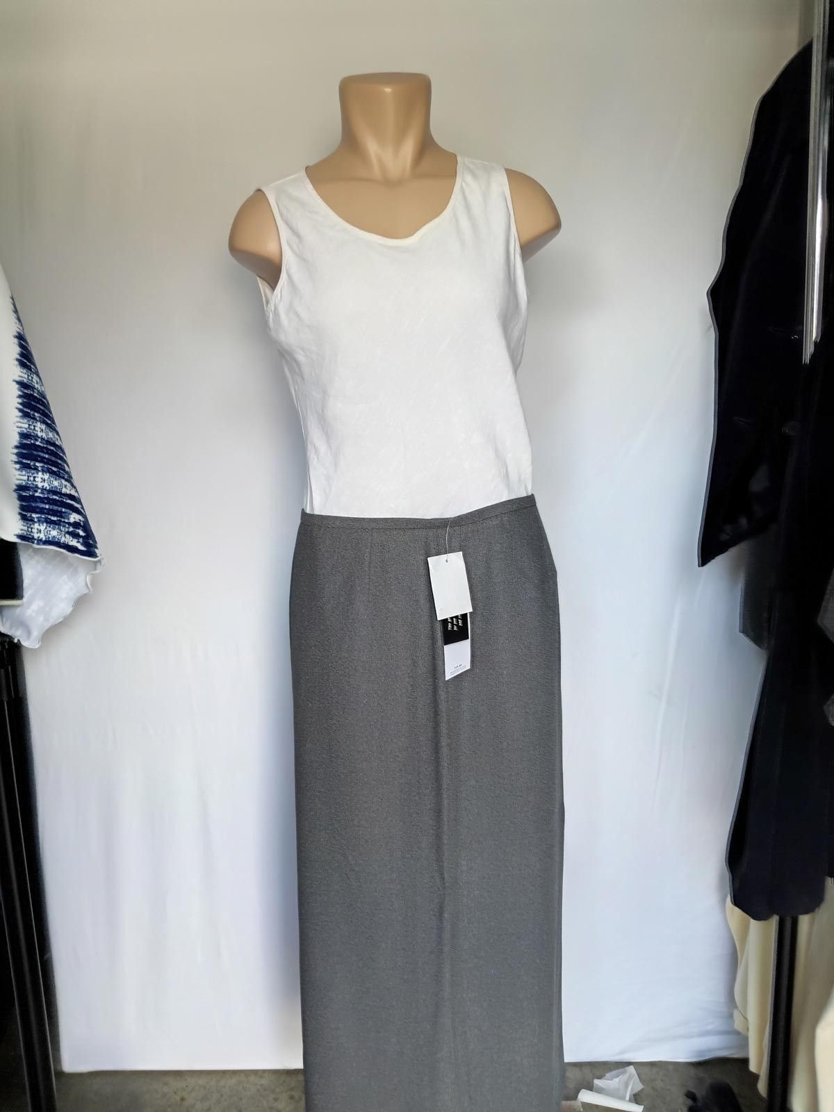 Designer Elegant Josephine Chaus Women's Suit Set Size L / US 10 / IT 46 - 3 Thumbnail