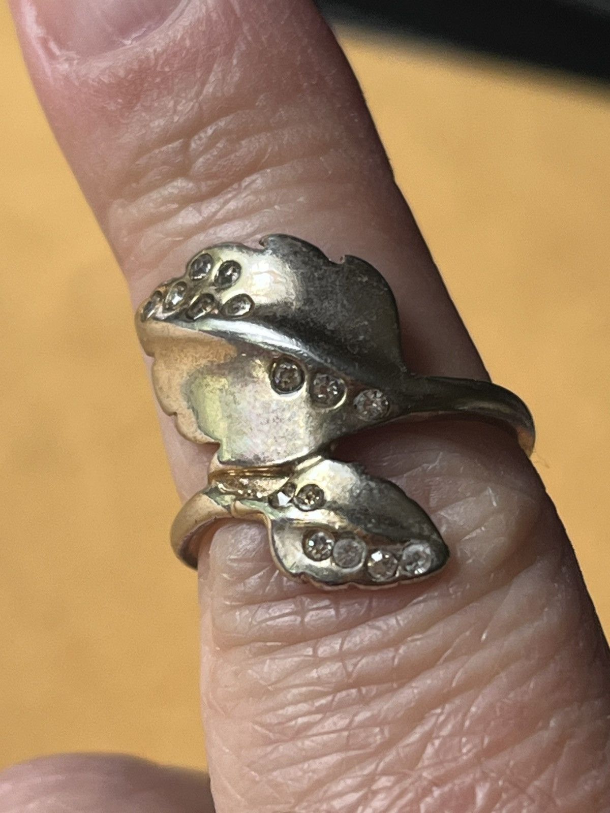 Other Vintage Gold Leaf Bypass Ring Rhinestone Statement Size 6 Size ONE SIZE - 1 Thumbnail