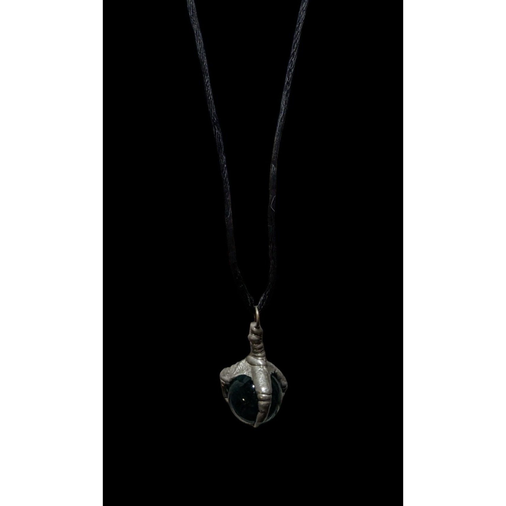 Other Vintage 90s Dragon Claw Pendant Necklace Size ONE SIZE - 4 Thumbnail