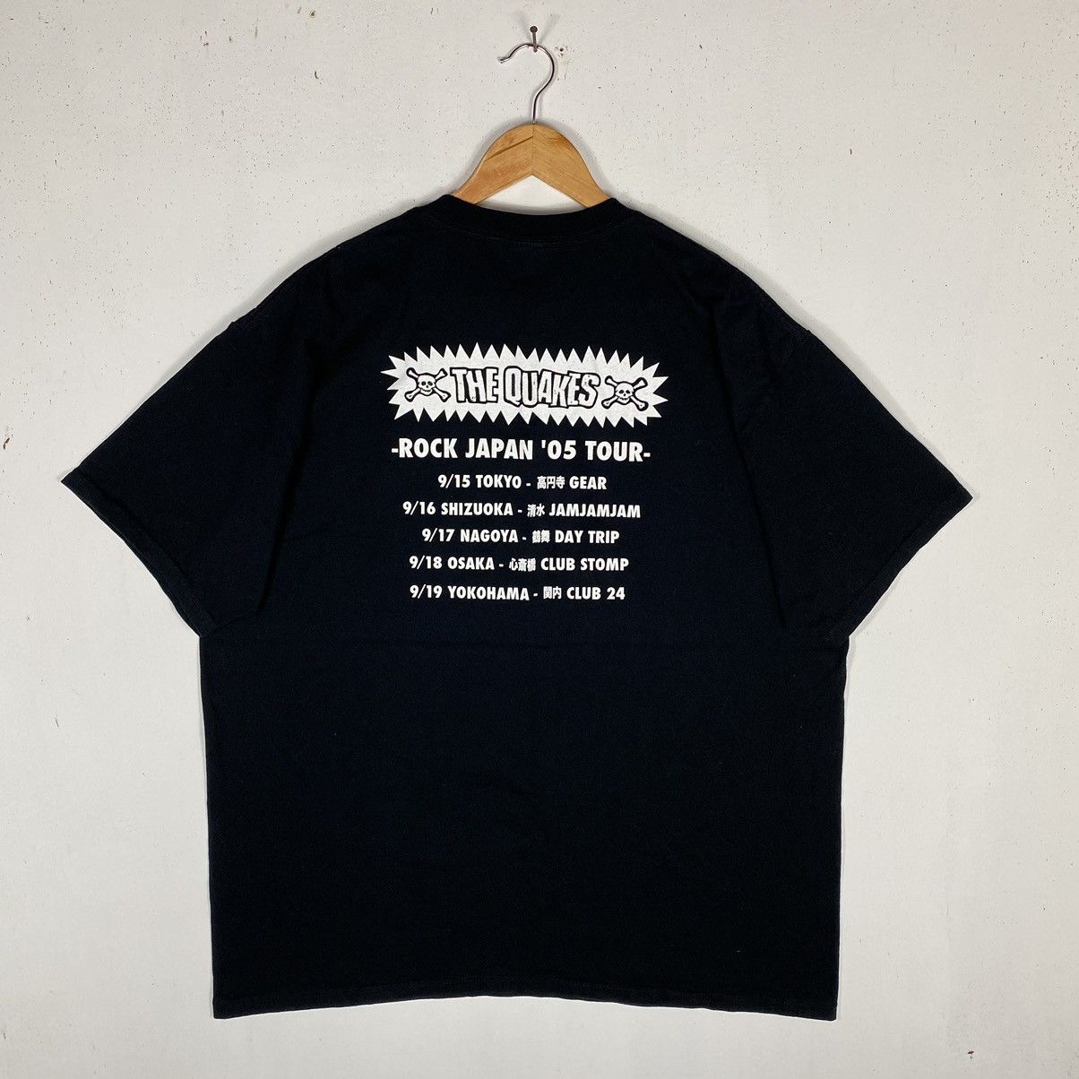 Band Tees × Vintage VINTAGE THE QUAKES BAND ROCK JAPAN 2005 TOUR TEE Size US XL / EU 56 / 4 - 7 Thumbnail
