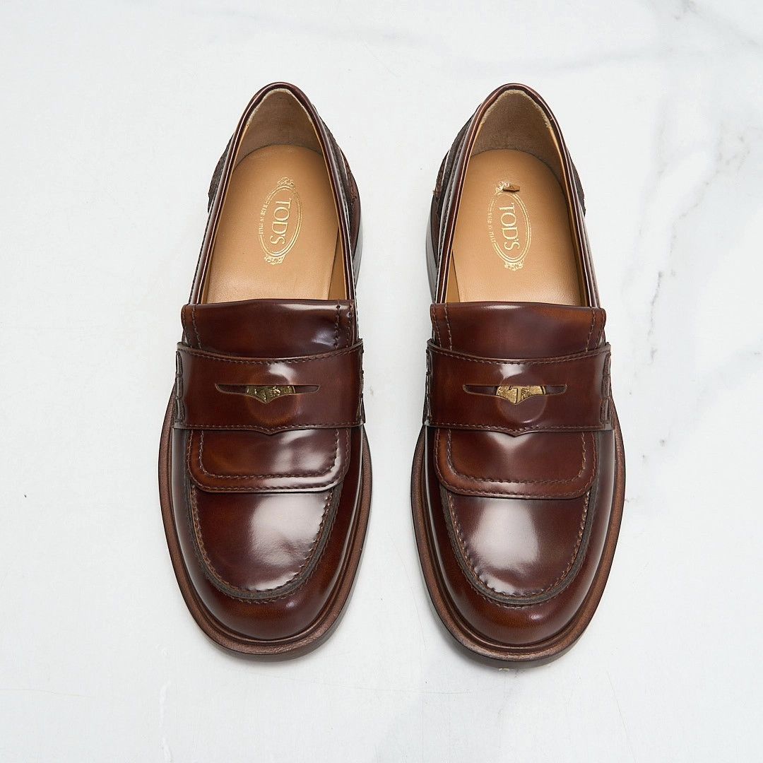 Tod's Women's Vintage Gold Coin Loafers in Brown, Women's (Size 4) — image 3 of 6