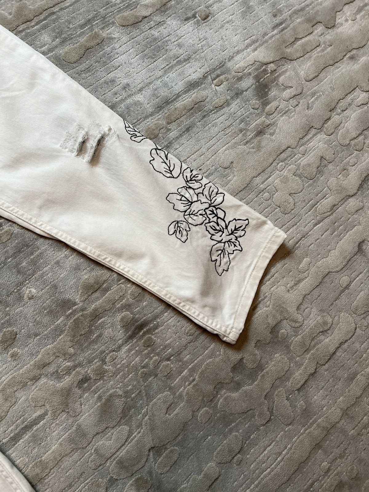 Patrizia Pepe Patricia pepe white denim pants hype sale streetwear Size 28" / US 6 / IT 42 - 3 Thumbnail