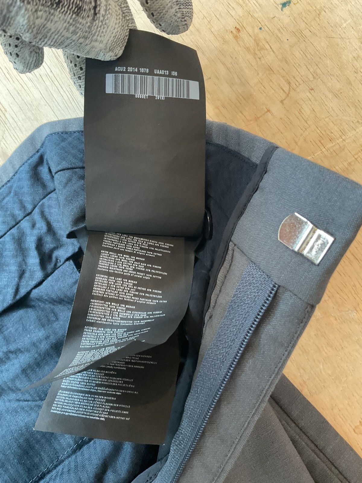 Prada Prada Suit (blazer + trousers) 44R Size 44R - 19 Thumbnail