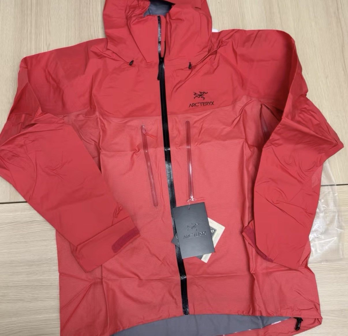 Arc'teryx Arc'teryx Alpha Jacket Waterproof Outdoor Shell Jacket J44 Size US XL / EU 56 / 4 - 1 Thumbnail