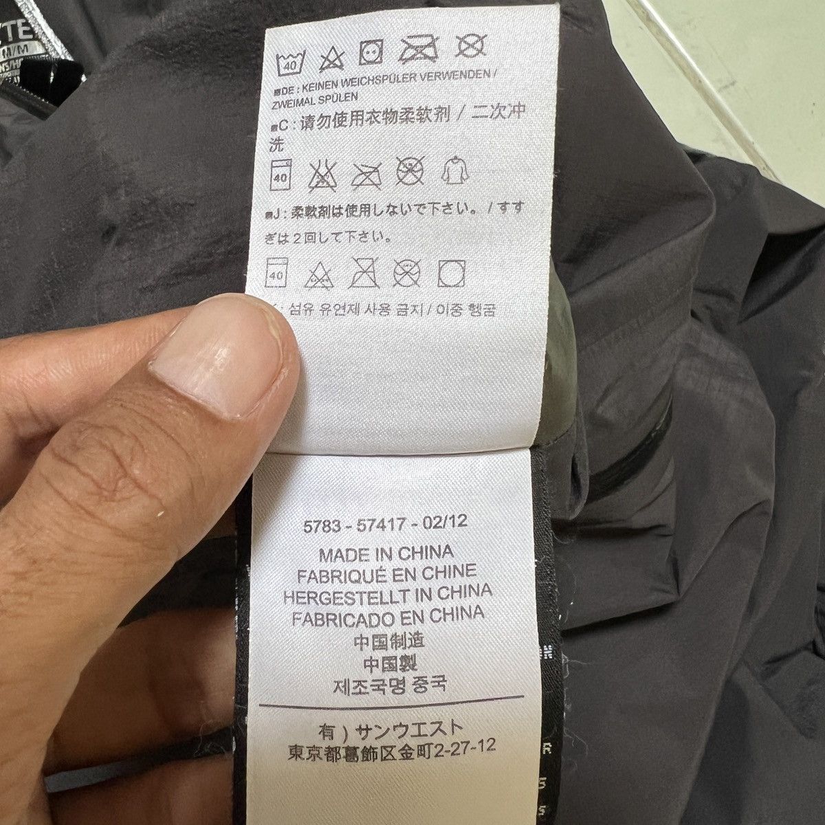 Arc'teryx 🔥 Arc'teryx arcteryx Goretex Jacket Very Worn - Size M Size US M / EU 48-50 / 2 - 16 Thumbnail