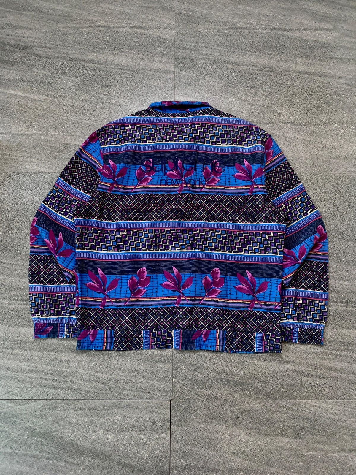 Supreme FREE TAX! F/W 2015 Floral Silk Bomber Jacket Size US M / EU 48-50 / 2 - 5 Thumbnail