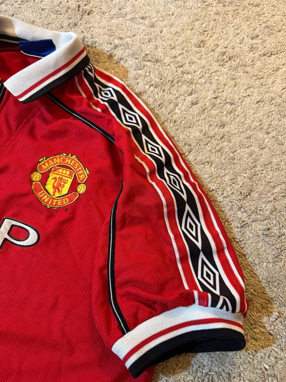 Umbro Vintage jersey Manchester United Umbro 1998–2000 TREBLE Size US L / EU 52-54 / 3 - 9 Thumbnail