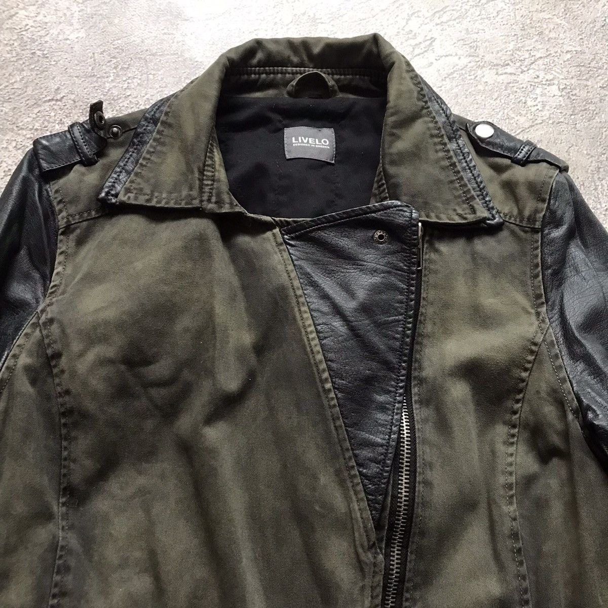Vintage Vintage 90s Quilted Leather Bomber Jacket Streetwear Boxy M Size M / US 6-8 / IT 42-44 - 2 Thumbnail
