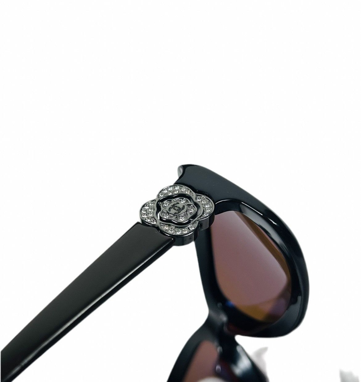 Chanel Chanel Encrusted CC 638/8W Sunglasses Size ONE SIZE - 2 Thumbnail