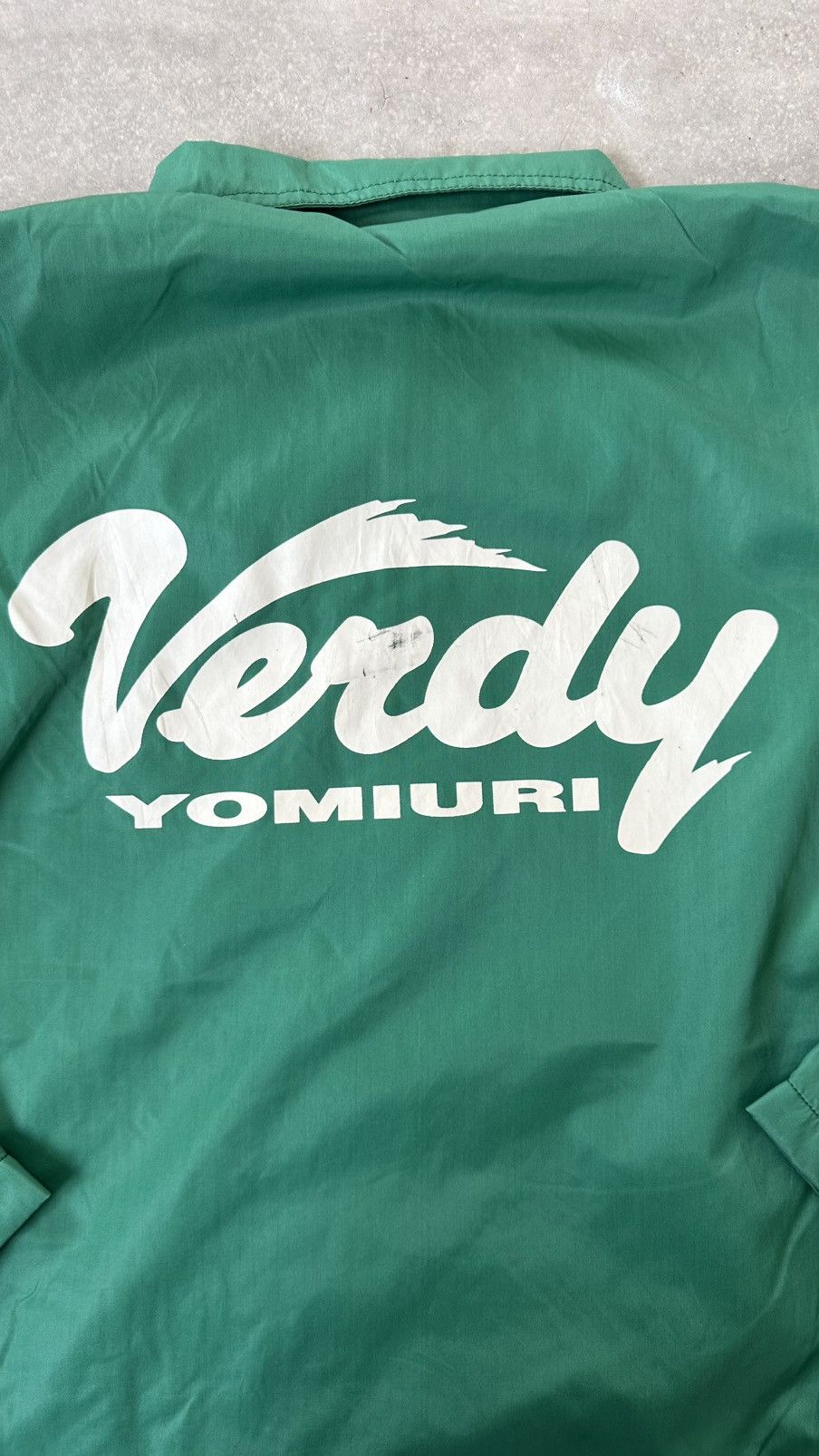 Japanese Brand VINTAGE YOMIURI VERDY JLEAGUE COACH JACKET Size US L / EU 52-54 / 3 - 11 Thumbnail