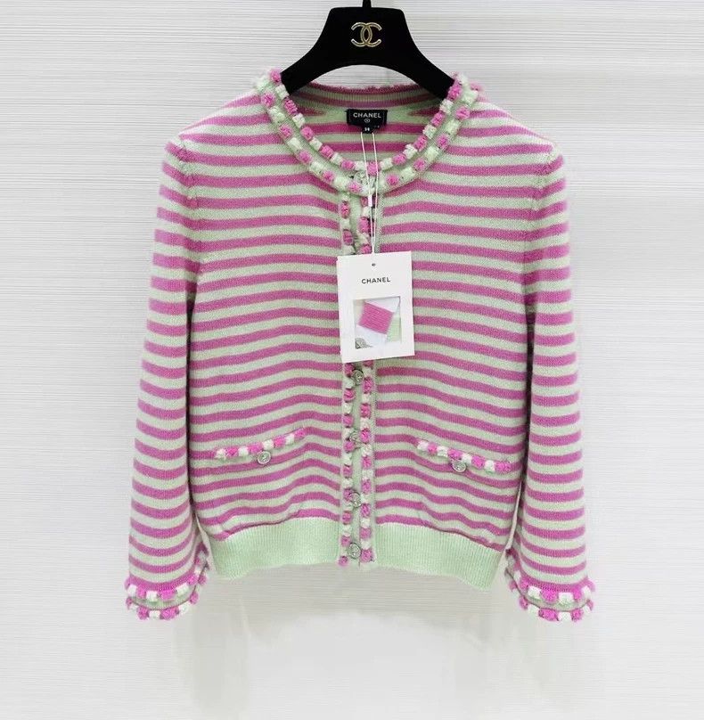 Chanel Chanel 25s new pink green striped lace knitted cardigan ja Size XS / US 0-2 / IT 36-38 - 1 Thumbnail