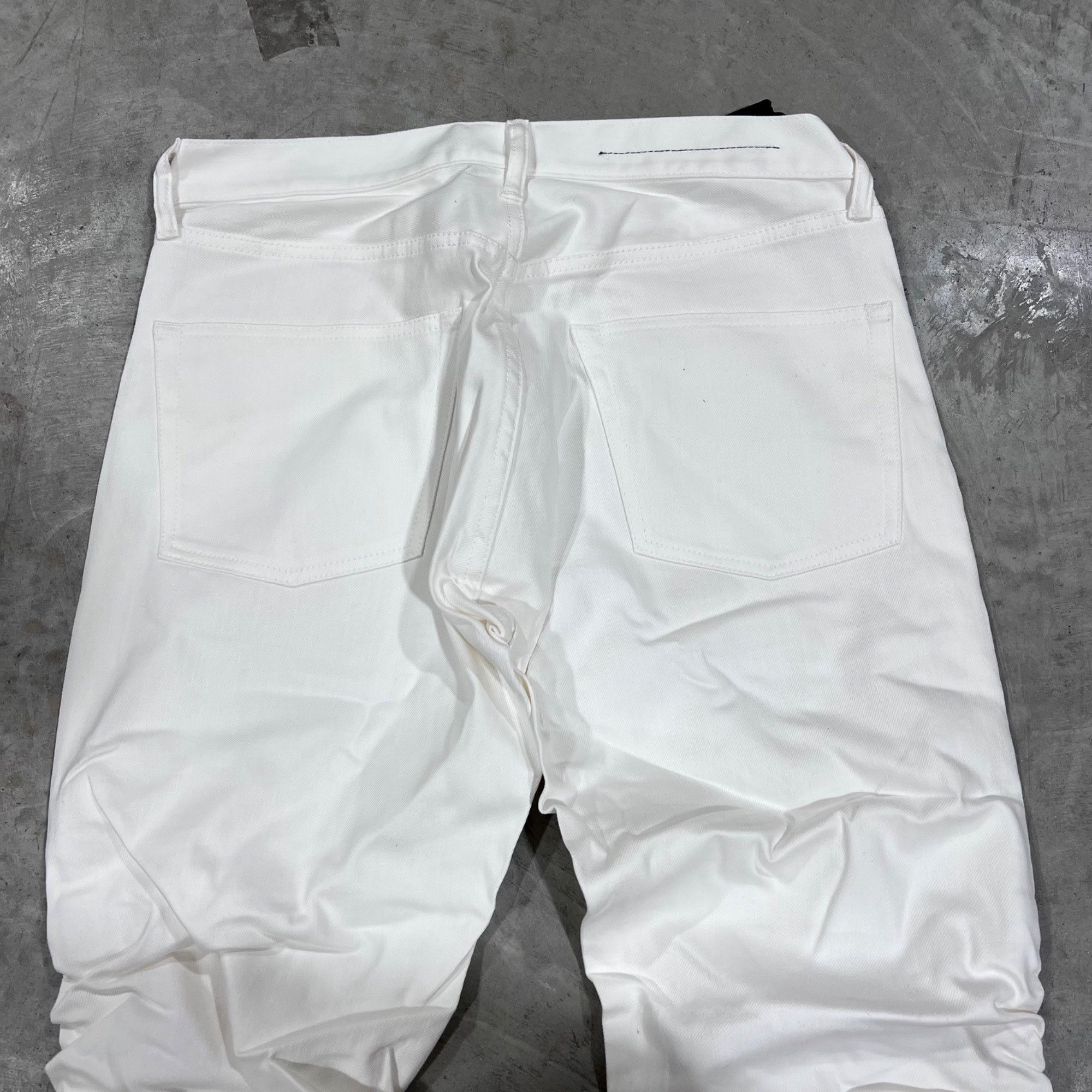 Vlone NEW VLONE WHITE STACKED JEANS SZ LARGE Size US 33 - 11 Thumbnail