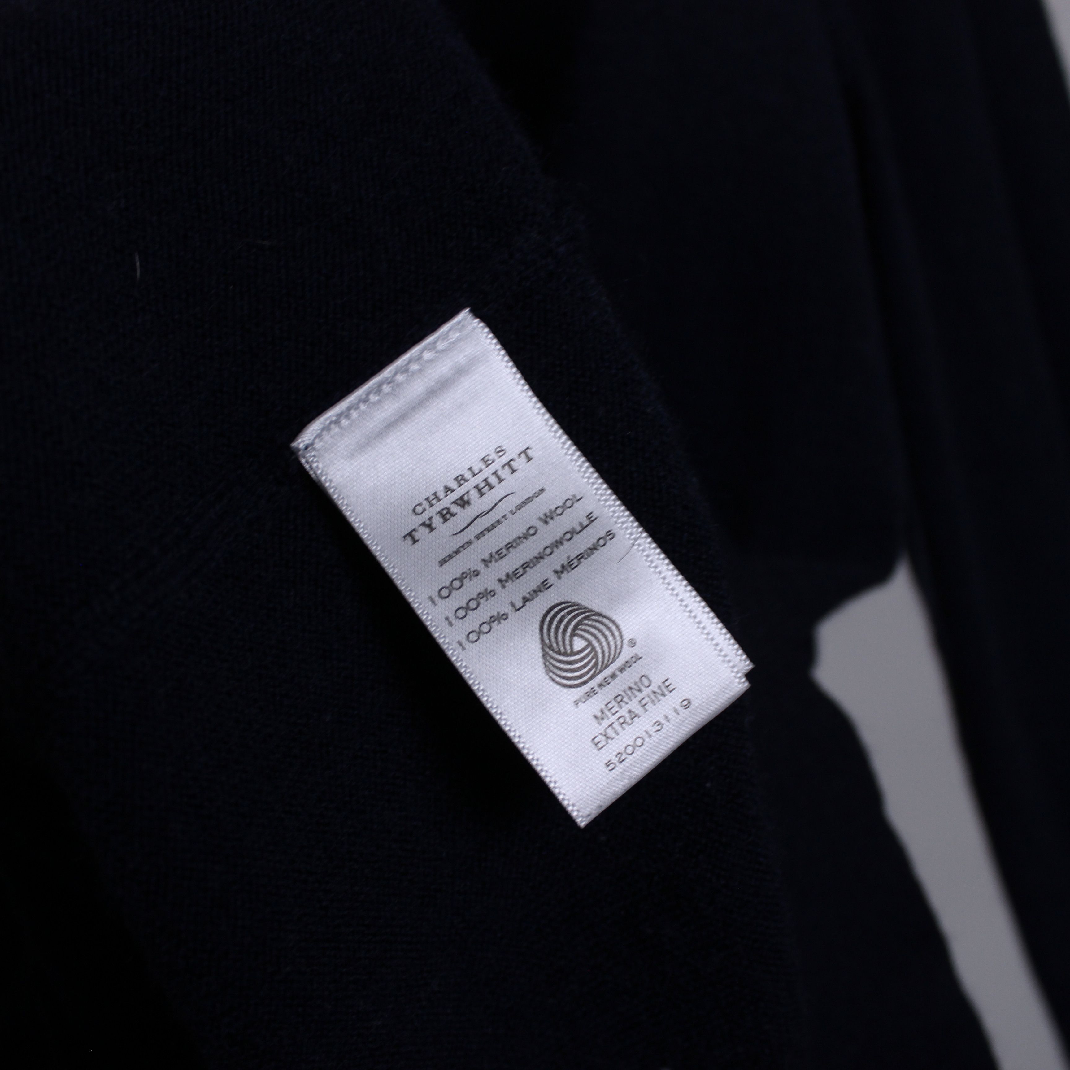 Charles Tyrwhitt Charles Tyrwhitt jumper merino wool men M L Size US L / EU 52-54 / 3 - 10 Thumbnail