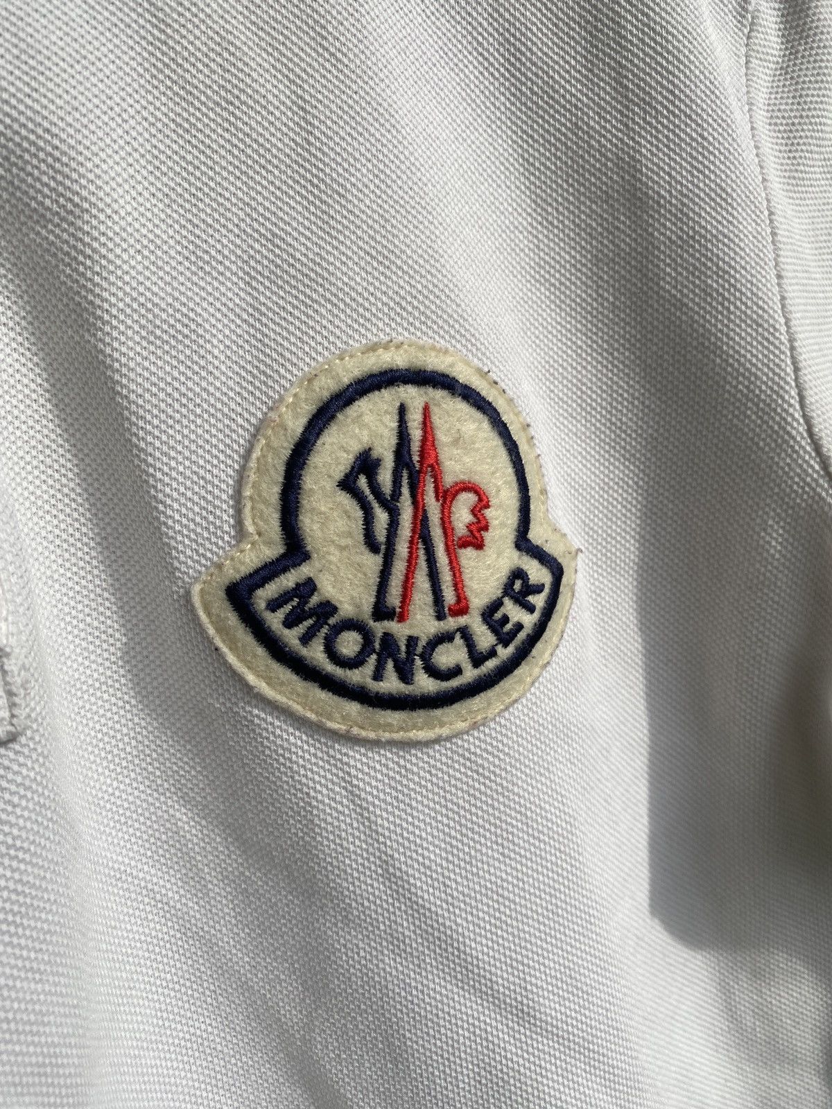 Moncler Moncler women big logo polo shirt Size S / US 4 / IT 40 - 4 Thumbnail