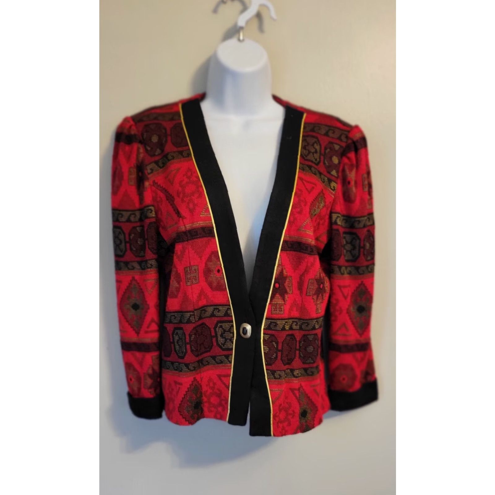 Barrie VINTAGE Tina Barrie Jacket 80s Knit Aztec Print Gold Trim Petite 8 Red Women's Cardigan Size M / US 6-8 / IT 42-44 - 2 Thumbnail