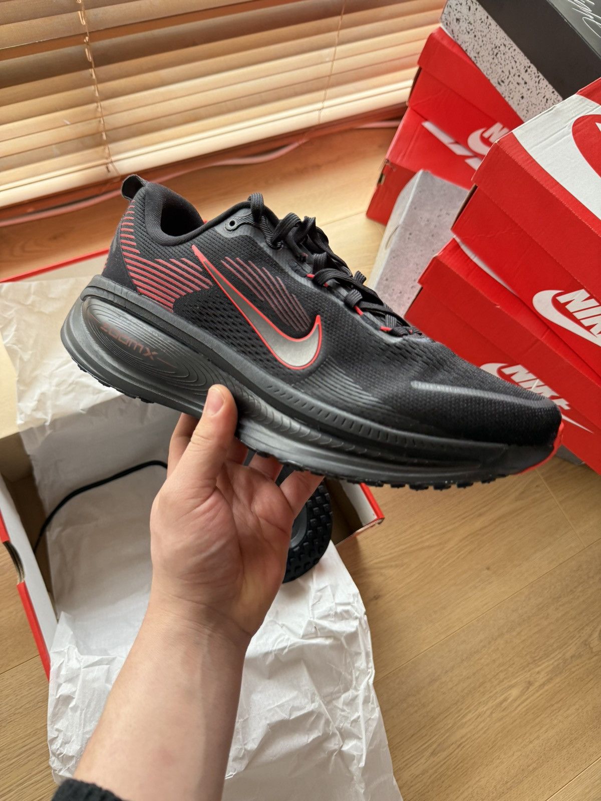 Nike Nike Zoom Black & Red Size US 11 / EU 44 - 2 Thumbnail