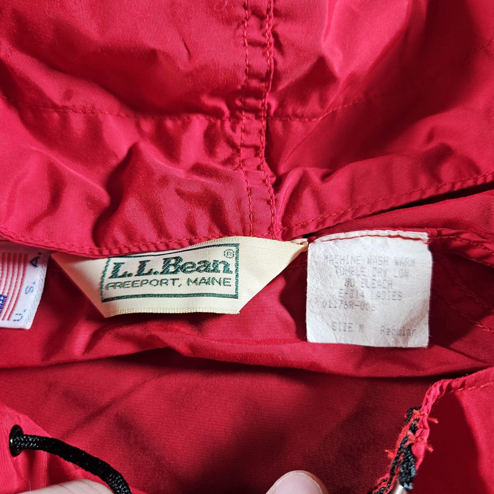 Vintage L.L. Bean Jacket Mens M Red Nylon Hooded Anorak 1/4 Zip Pullover Outdoor Pockets Zipper Size US M / EU 48-50 / 2 - 4 Thumbnail