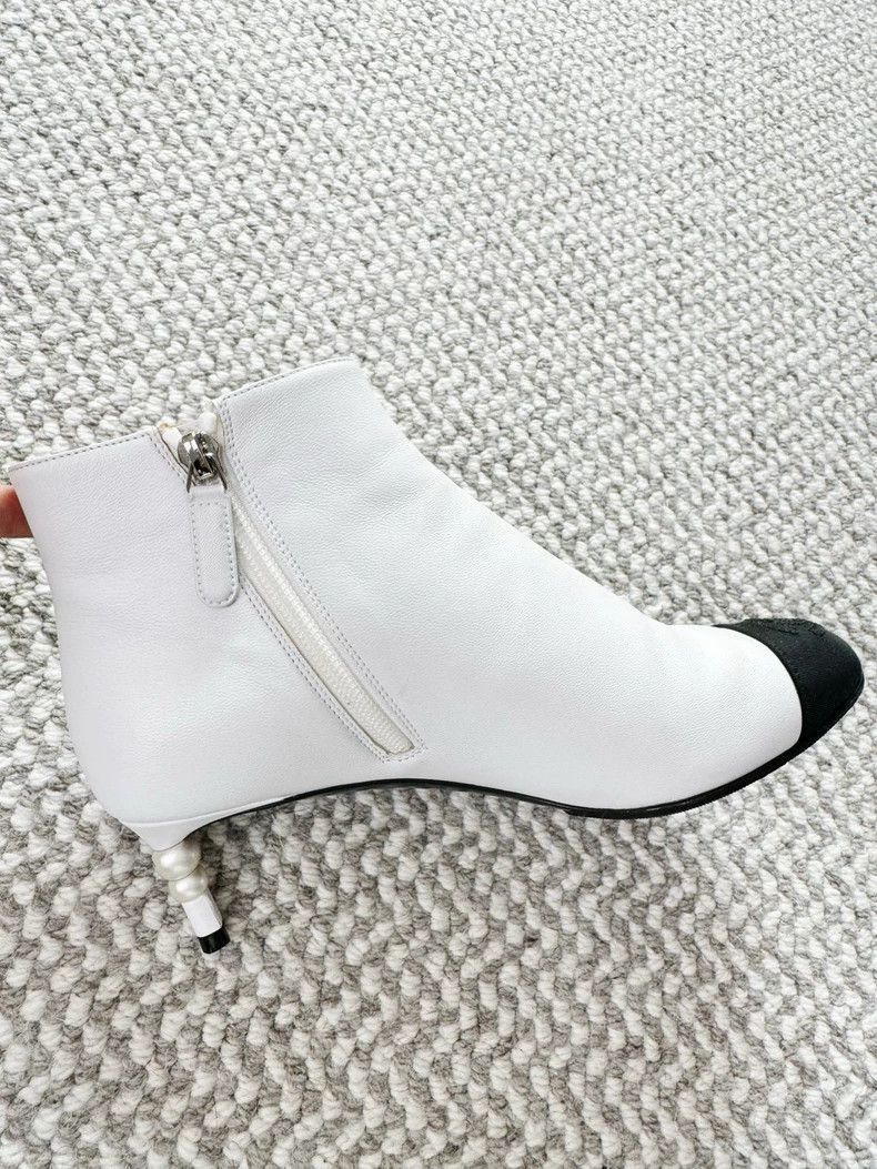 Chanel Chanel White Ankle Boots with Black Tips -2505 Size US 6 / IT 36 - 3 Thumbnail