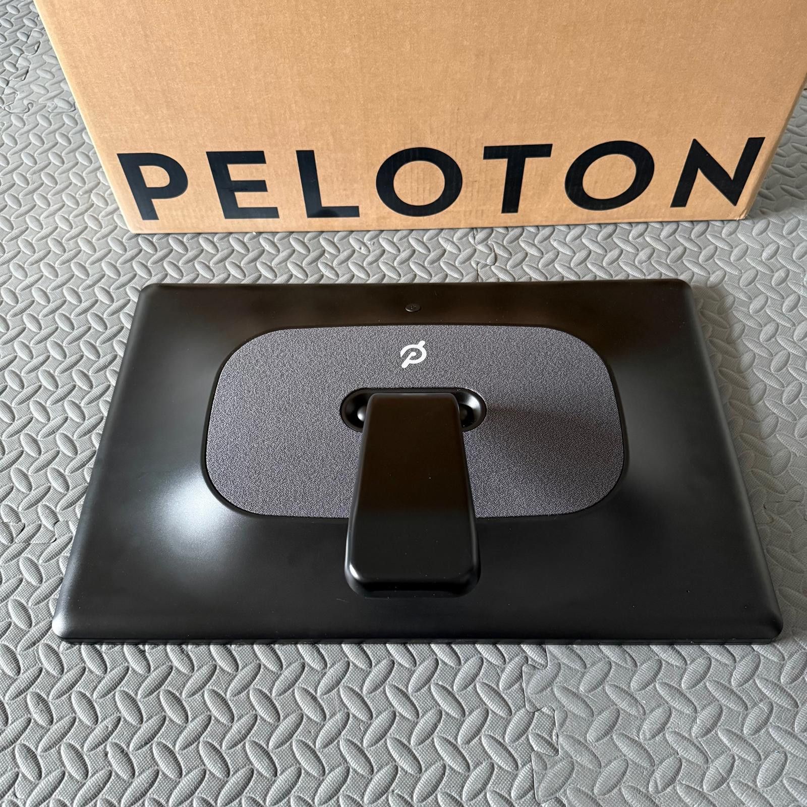 Peloton Peloton Touchscreen Tablet Tread Treadmill PLTN-TTR01-2 Size ONE SIZE - 4 Thumbnail