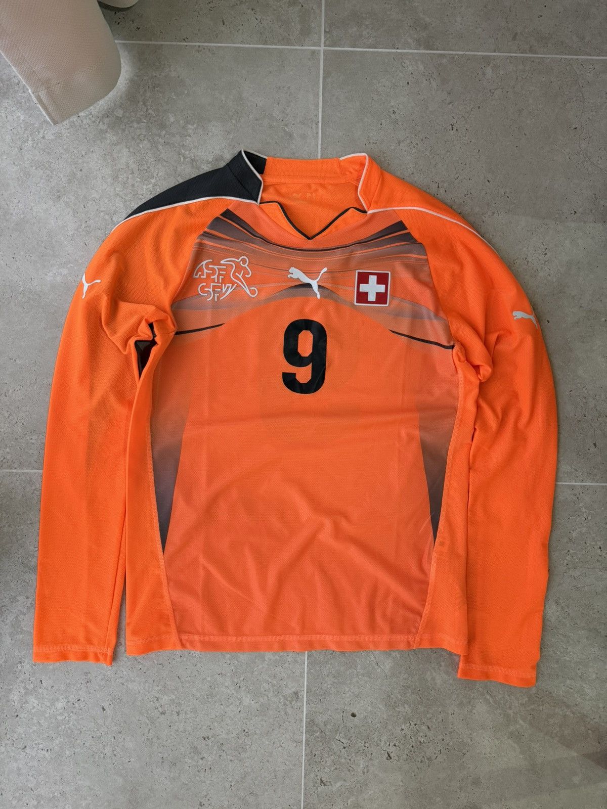 Puma Switzerland Goalkeeper Football Shirt Soccer Jersey Long Size US M / EU 48-50 / 2 - 1 Thumbnail