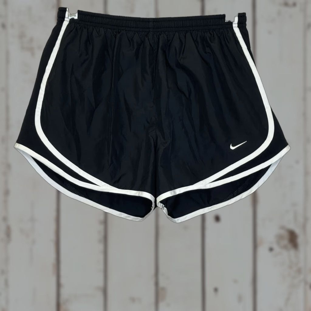 Nike Nike Running Shorts Womens Sz Medium Black Built in Briefs Elastic Waist Size 32" / US 10 / IT 46 - 1 Thumbnail