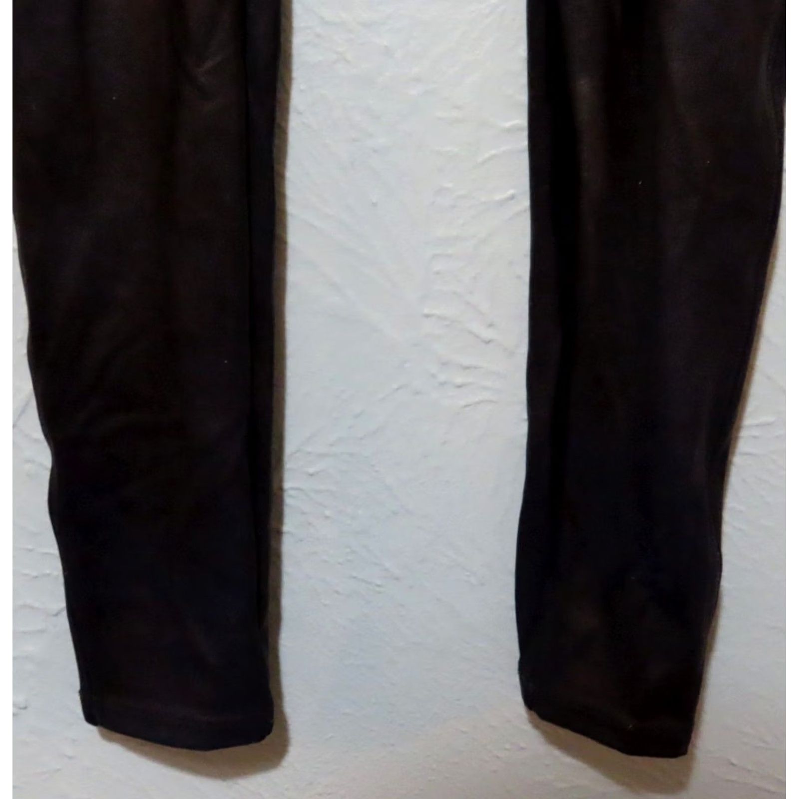 Spanx VINTAGE? No Spanx Leggings Black Faux Leather High Waist Ankle 26 Inseam M Women Regular Size M Black Fold Size 32" / US 10 / IT 46 - 2 Thumbnail