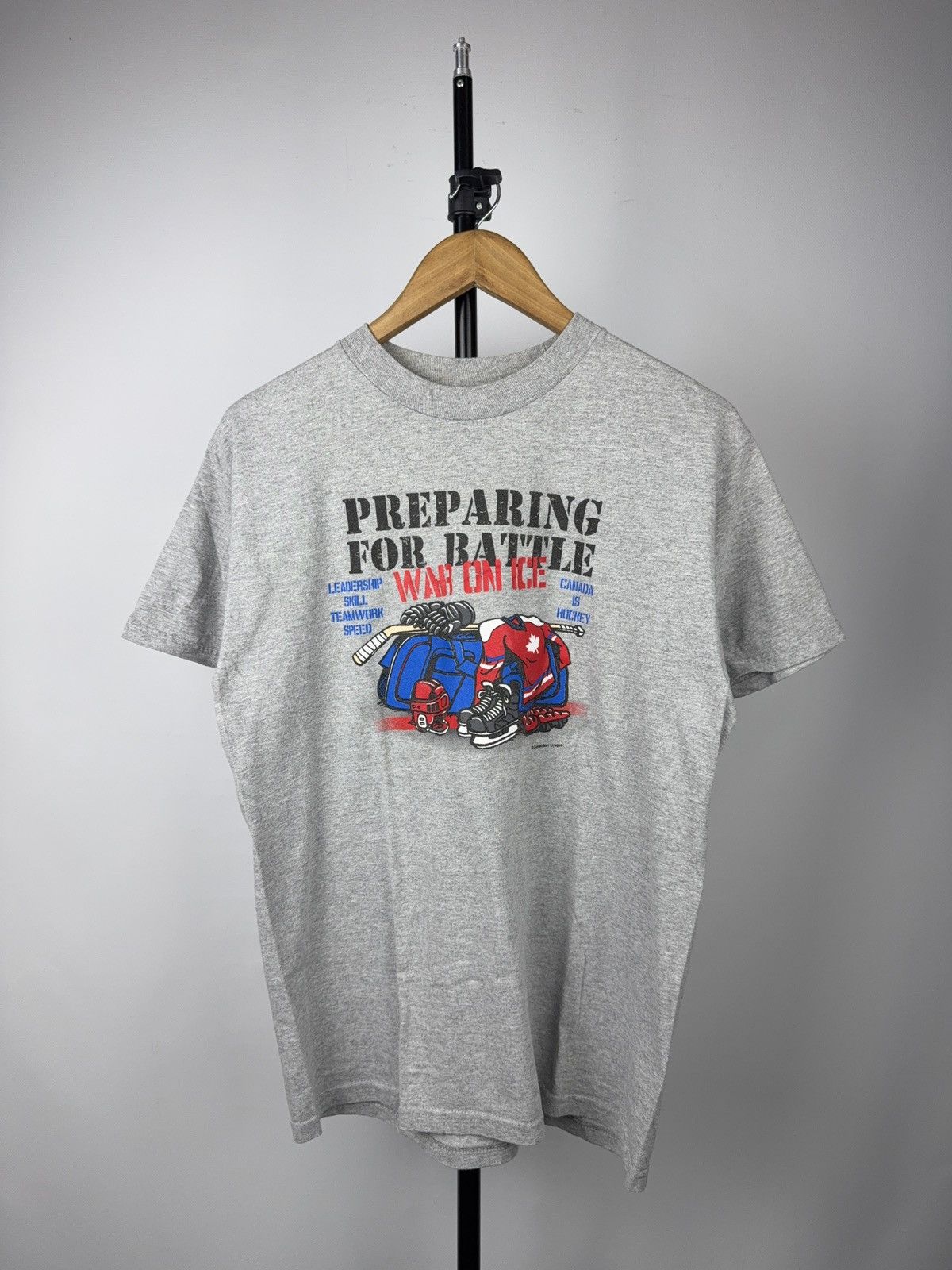 Vintage Vintage 00s Hockey Graphic T Shirt War On Ice Canada Tee Size US M / EU 48-50 / 2 - 1 Thumbnail
