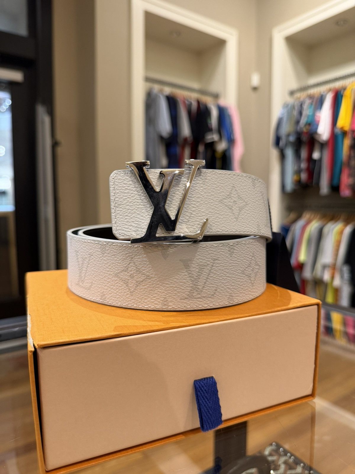 Louis Vuitton Louis Vuitton LV 40mm Initiales Reversible Leather Belt Size 38 - 1 Thumbnail