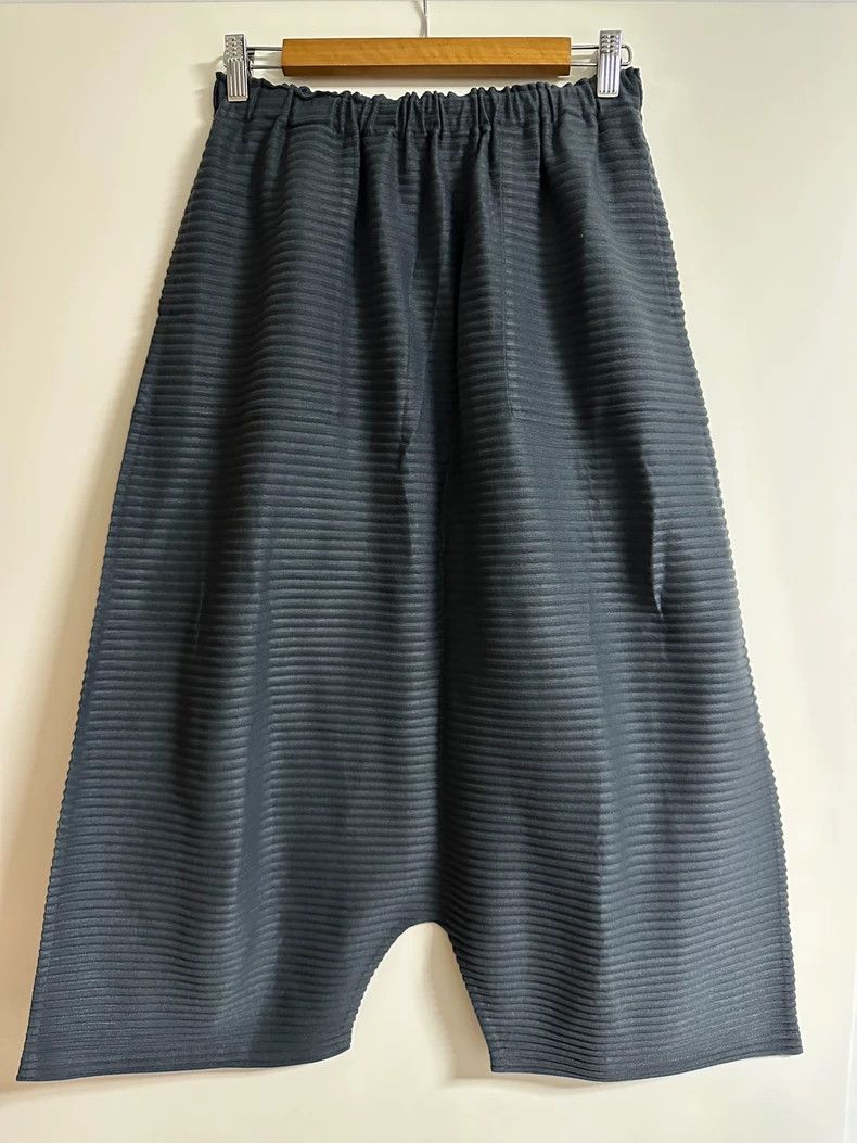Issey Miyake Issey Miyake size:one size Loinlegs, wide-leg pants Size 42" / US 20 - 2 Thumbnail
