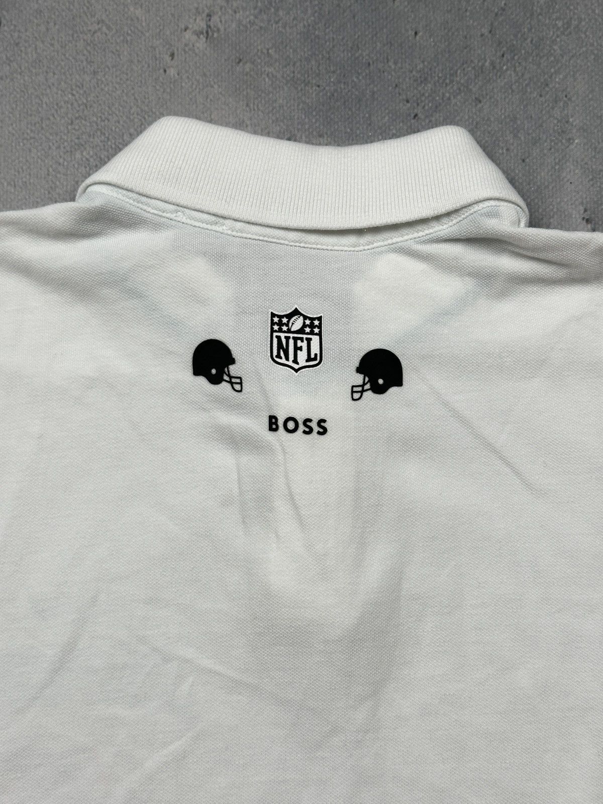 Hugo Boss Vintage Hugo Boss x NFL Miami Dolphins Polo Shirt White L Size US L / EU 52-54 / 3 - 3 Thumbnail