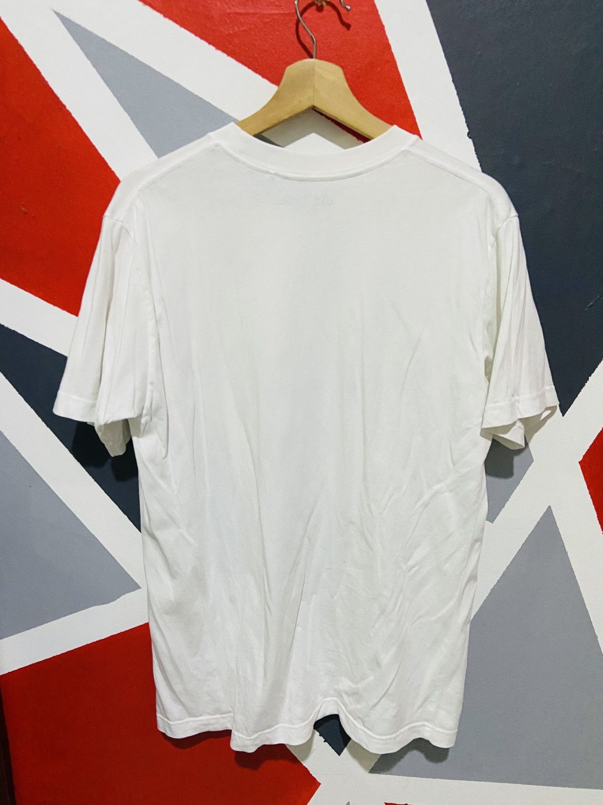 Uniqlo My Hero Academia Tee Size US M / EU 48-50 / 2 - 2 Thumbnail