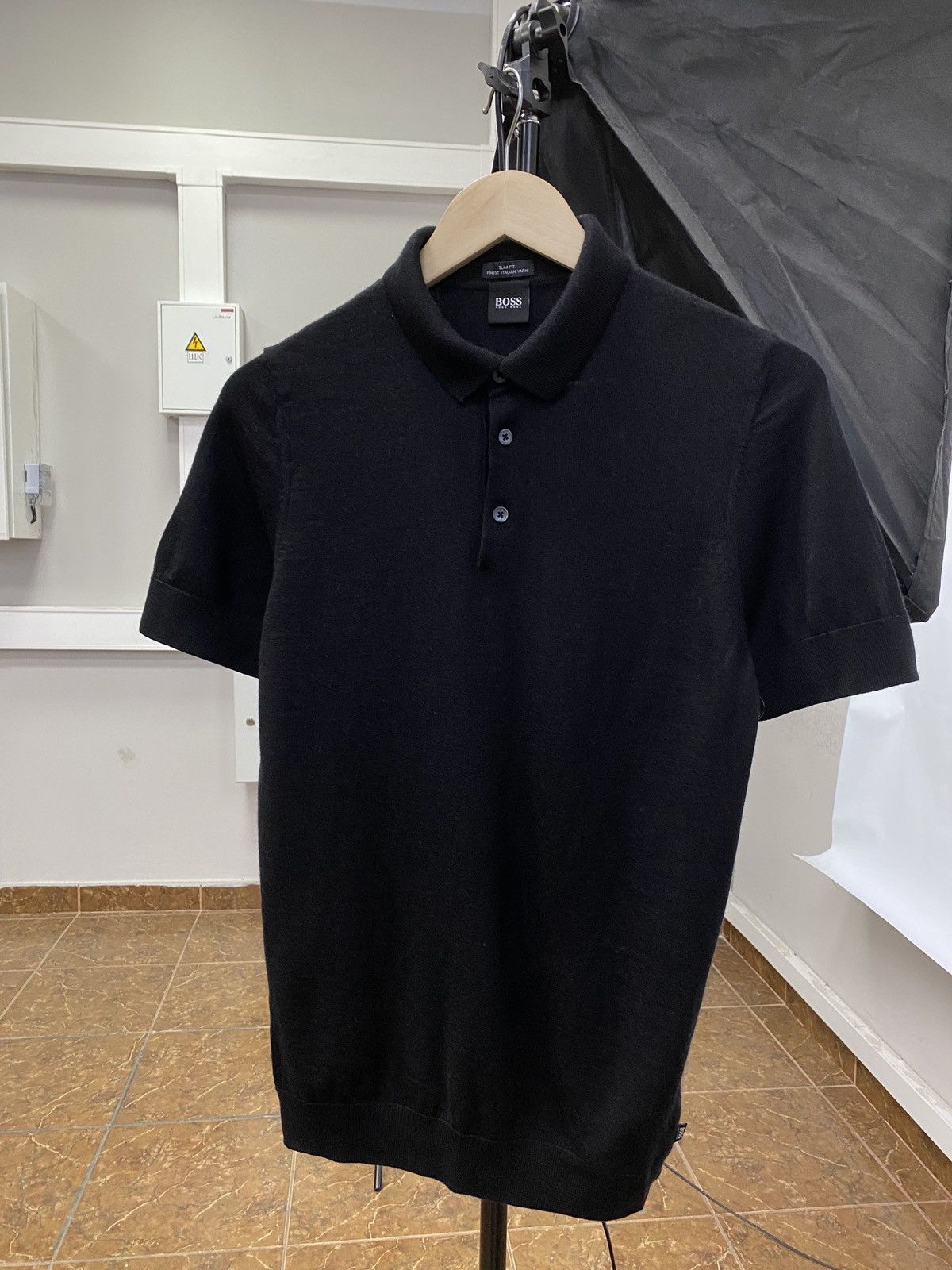 Hugo Boss Hugo Boss Wool Knit Polo T-Shirt Retro Rare Hype Y2K Size US M / EU 48-50 / 2 - 1 Thumbnail