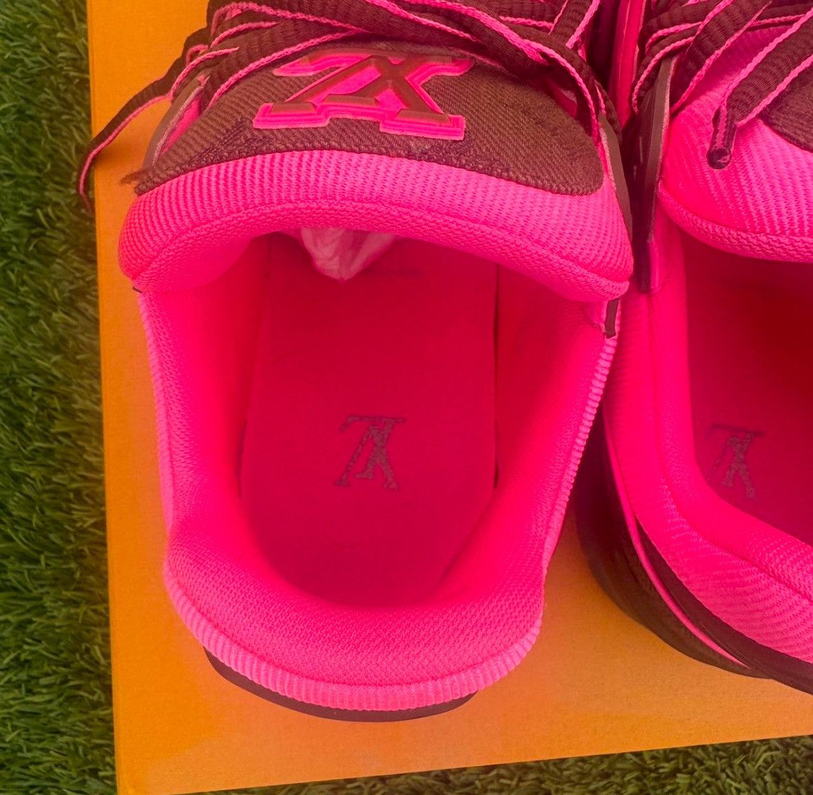 Louis Vuitton Louis Vuitton Pink Trainers Size US 10 / EU 43 - 5 Thumbnail