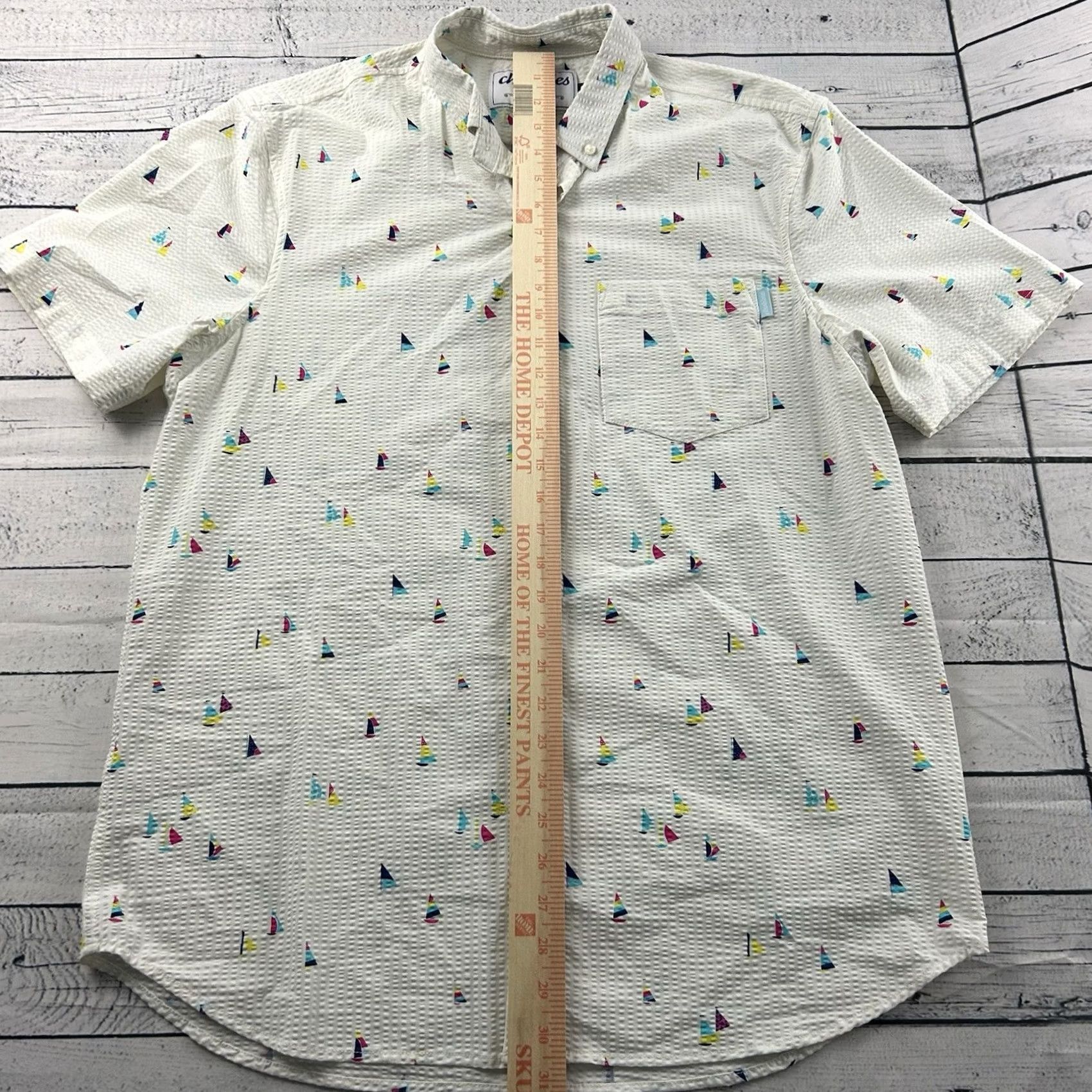 Chubbies Chubbies Seersucker Sailboat Short Sleeve Button Front Shirt Men's XL Ivory White Sailboat Nautical Shirt XL Mens Size US XL / EU 56 / 4 - 3 Thumbnail
