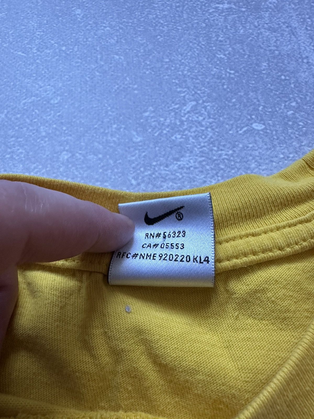 Nike × Vintage T-shirt Nike Vintage Streetwear size S Yellow Size US S / EU 44-46 / 1 - 4 Thumbnail