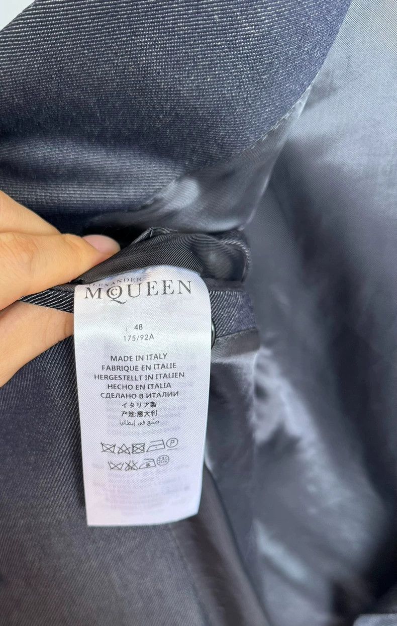 Alexander McQueen Alexander Mcqueen Mahai wool blended double-breasted suit Size 48R - 8 Thumbnail