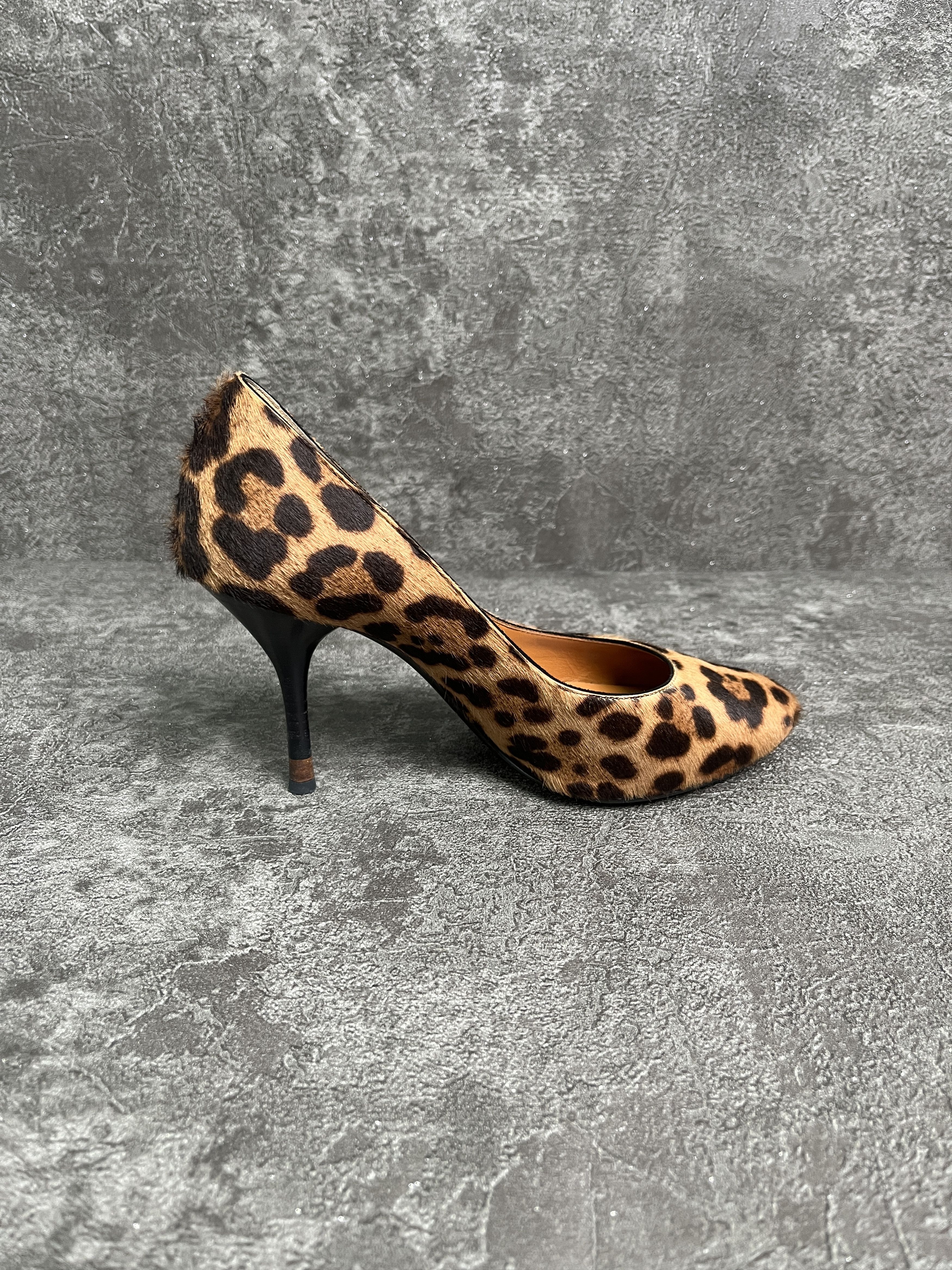 Fendi Fendi Brown Leopard Print Pumps Size US 6 / IT 36 - 2 Thumbnail