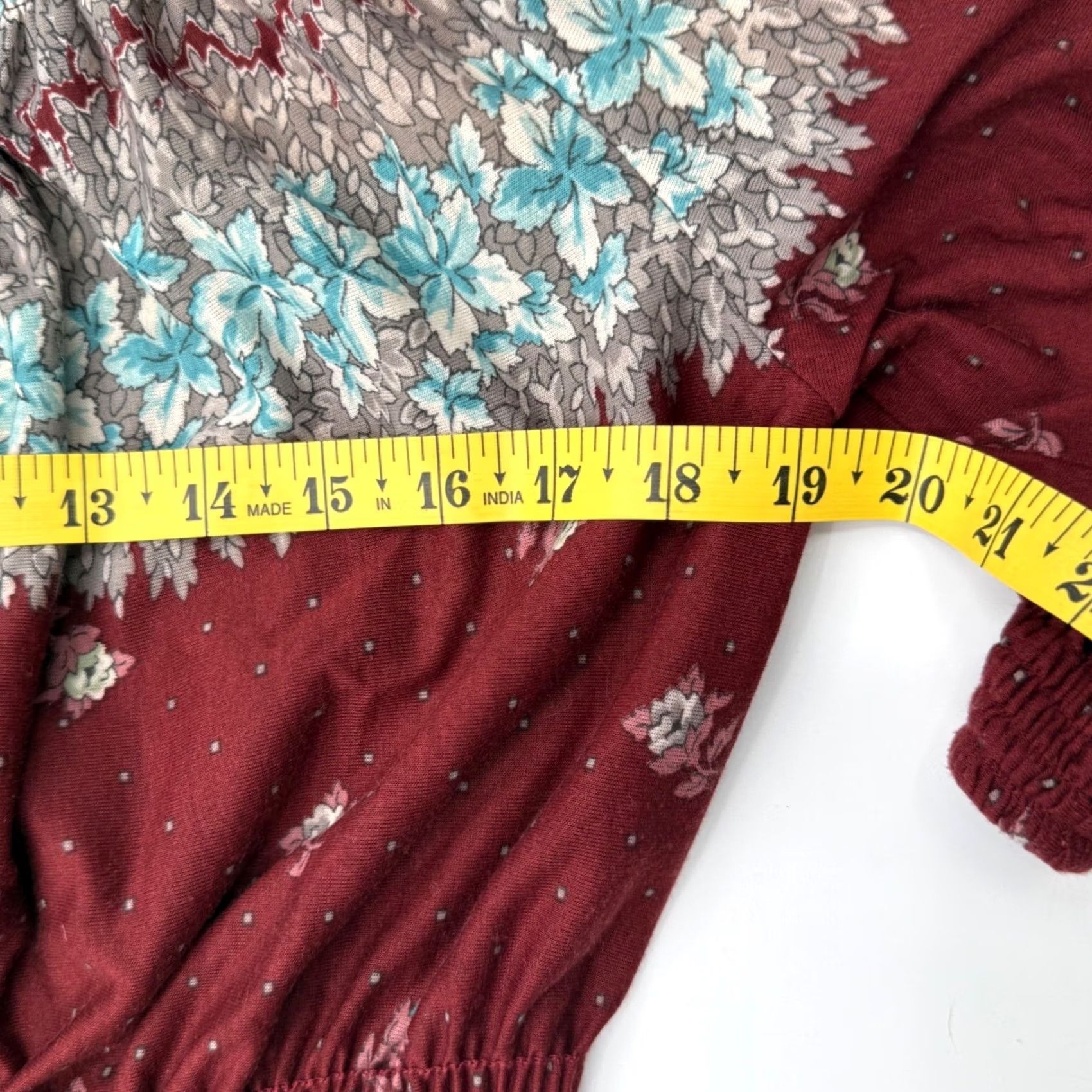 AYR VINTAGE Ayres Floral Peasant Dress Boho Chic Midi Dress Long Sleeve Red Off the Shoulder Smocked Neckline Womens M Size M / US 6-8 / IT 42-44 - 6 Thumbnail