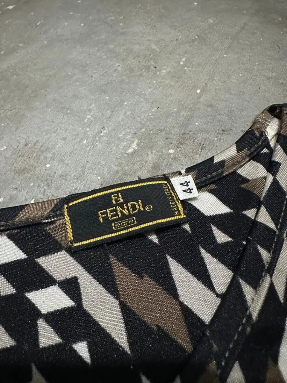 Fendi Fendi Mare T-shirt Illusion Art Monogram Logo Stretchable Size M / US 6-8 / IT 42-44 - 7 Thumbnail