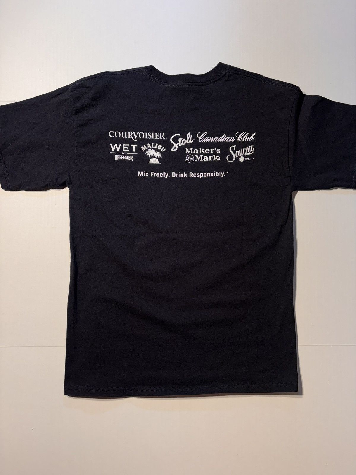 Gildan Vtg Spike TV The Club Reality TV Movie Liquor Promo Y2K MTV Size US L / EU 52-54 / 3 - 6 Thumbnail