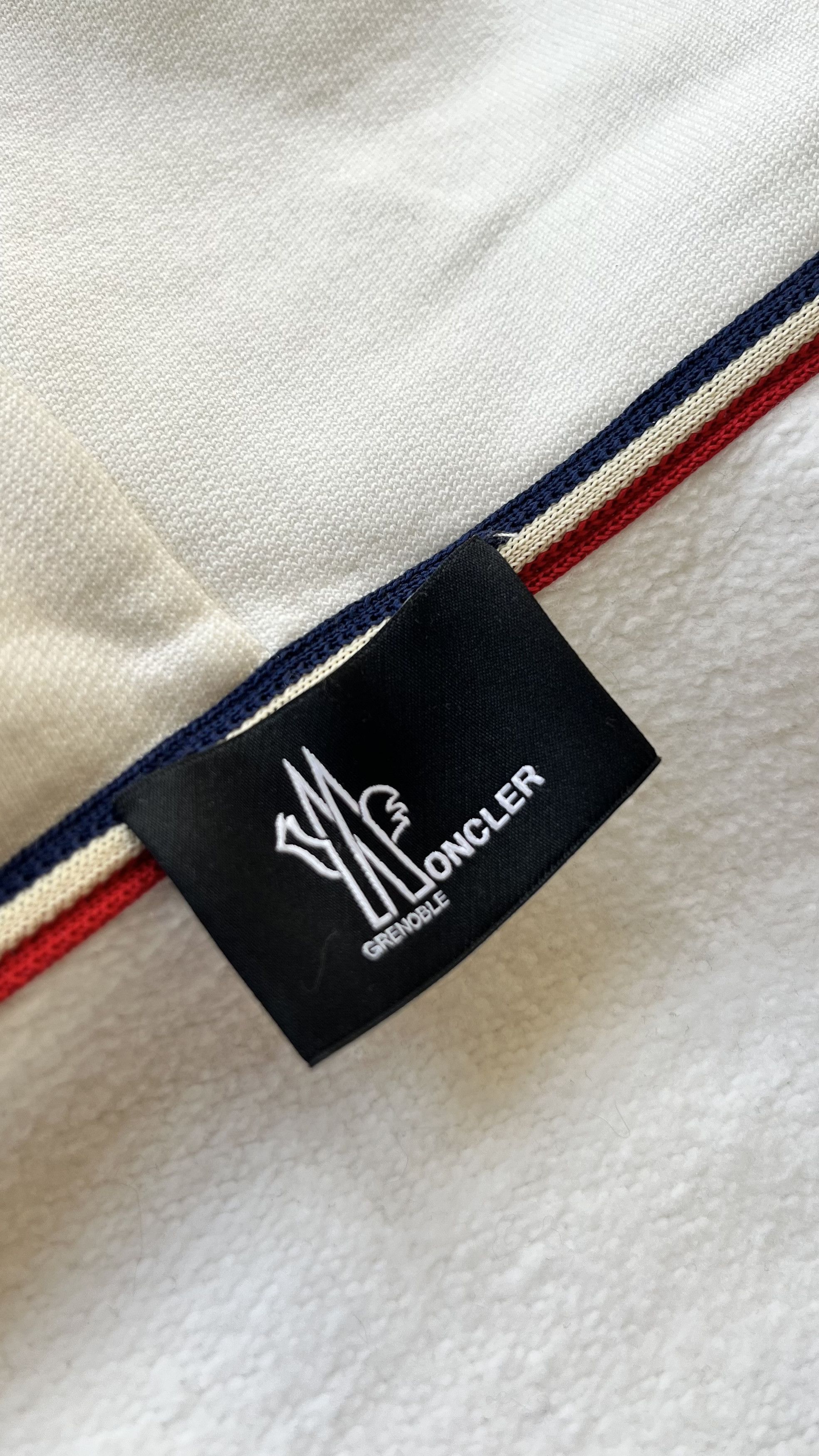Moncler Grenoble Moncler Grenoble Logo Print Hoodie Size US S / EU 44-46 / 1 - 11 Thumbnail