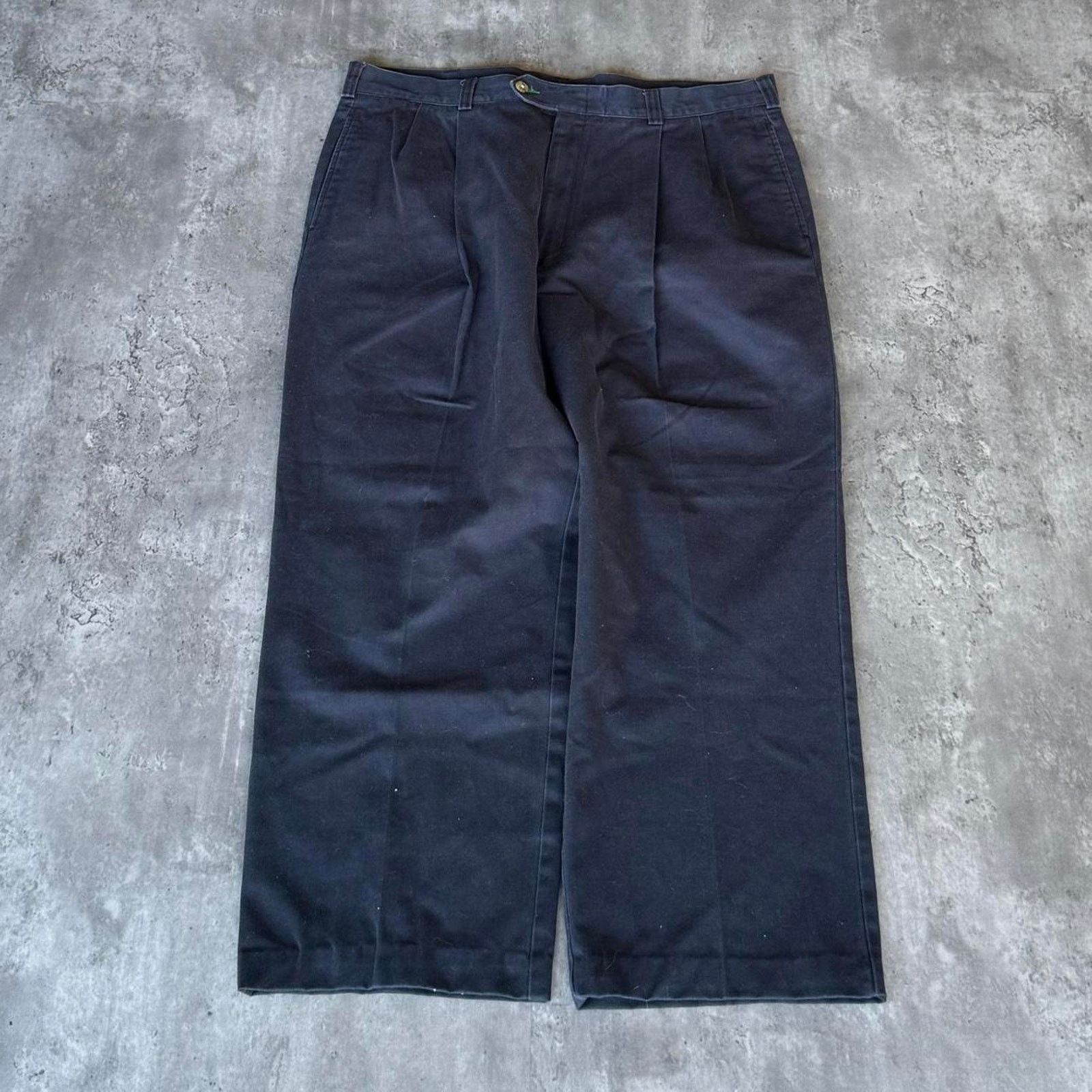 Tommy Hilfiger × Vintage Tonmy Hilfiger Baggy Navy Blue Essential Chino Casual Pants Size US 36 / EU 52 - 1 Thumbnail